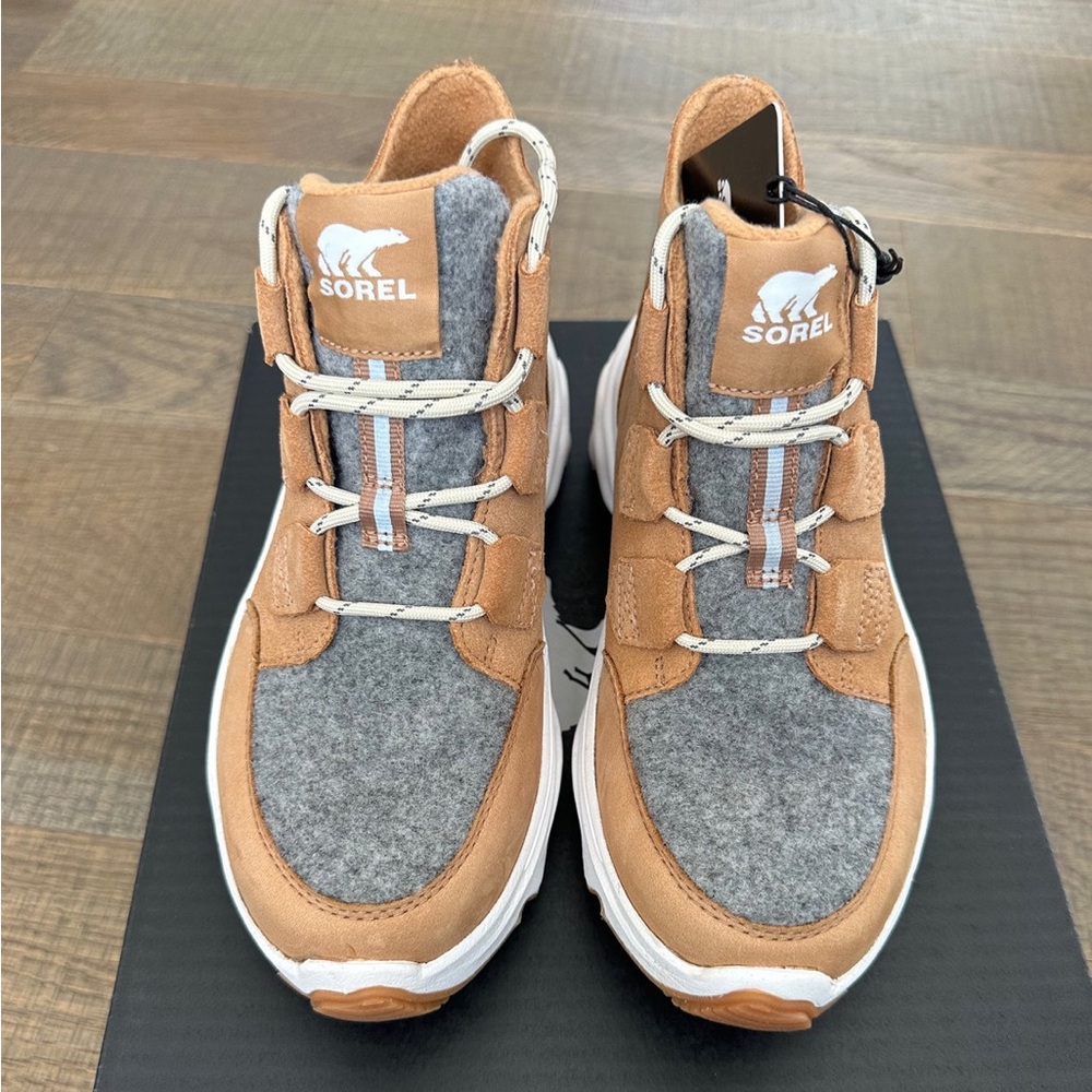 Sorel Kinetic Breakthru Caribou Shoes - Picture 3 of 5